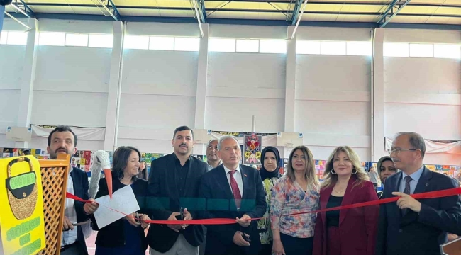 Öğrencilerin eserleri göz kamaştırdı