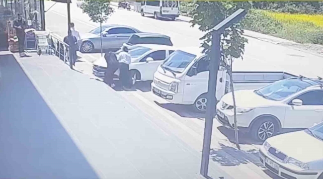 Park edilmek istenen otomobilin çarptığı öğrenci ağır yaralandı