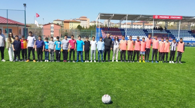 Pınarbaşı'nı final heyecanı sardı
