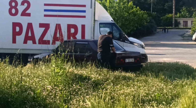 Polisin 'dur' ihtarına uymayıp kaçan otomobil otların arasında bulundu