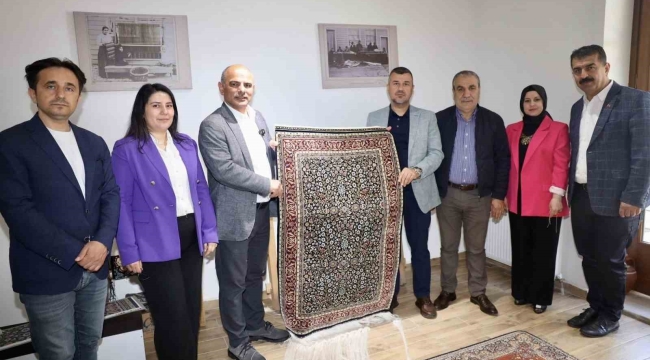 "Yedi Dağın Çiçeği" 15 ayda tamamlandı