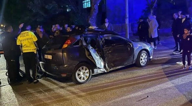 Sakarya'da otomobil ile motosiklet çarpıştı: 1 ölü, 2 yaralı
