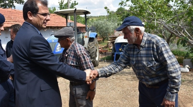 Salihli Kaymakamı Güldoğan, Mersinli, Derbent ve Karaoğlanlı'da talepleri dinledi