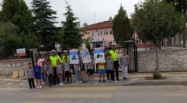 Sarıgöl'de Trafik Haftası çeşitli etkinliklerle kutlandı