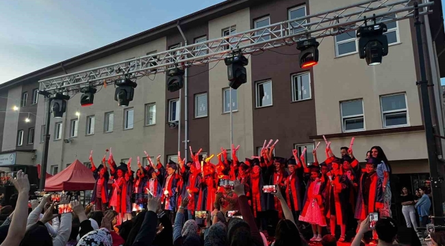 Şehit Murat Saraç İlkokulu'nda Bahar Şenliği