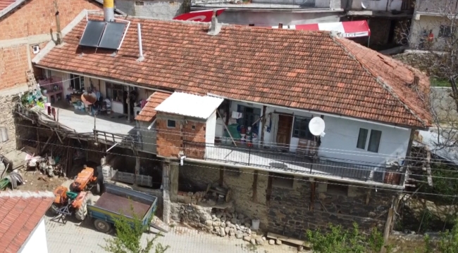 Şehit Önder Özen'in ailesine verdiği evi yenileme sözünü devlet gerçekleştirecek