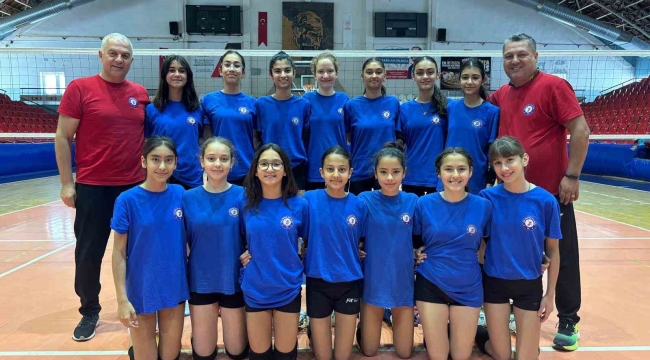 Söke Voleybol Takımı Midi Kızlar'da Türkiye Finallerine yükseldi