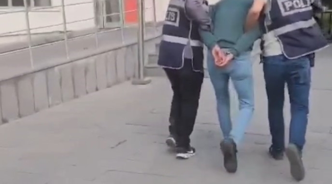 Sosyal medyada silahlı fotoğrafını paylaşan şahıs yakalandı