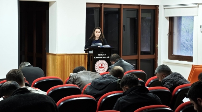 Tercan'da 20 kişiye arıcılık belgesi verildi