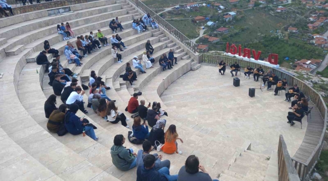 Üç şehir arasında kültür köprüsü kuran "Kültürler Buluşuyor" projesi bu kez Sivas'ta