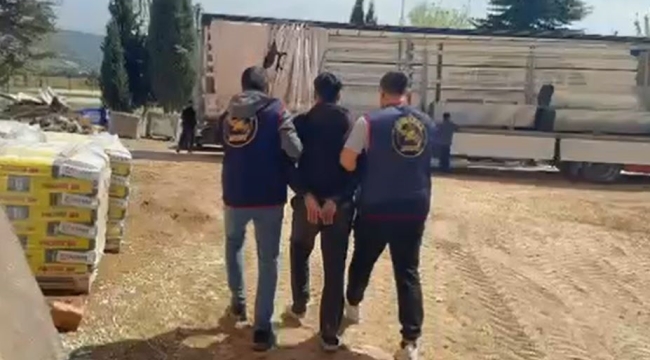 Van'da hırsızlık operasyonu: 8 gözaltı