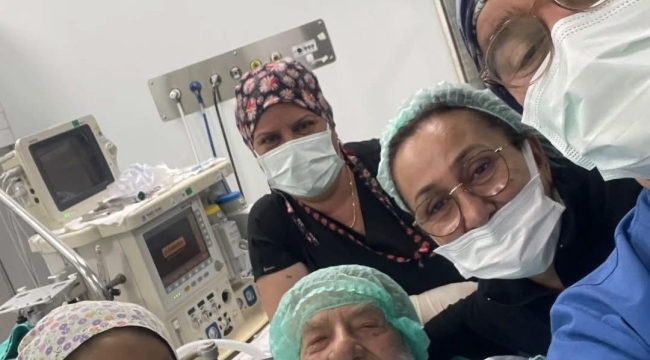 Yeşilçam'ın usta oyuncusu Ahmet Mekin'in kalça ameliyatı başarıyla gerçekleştirildi